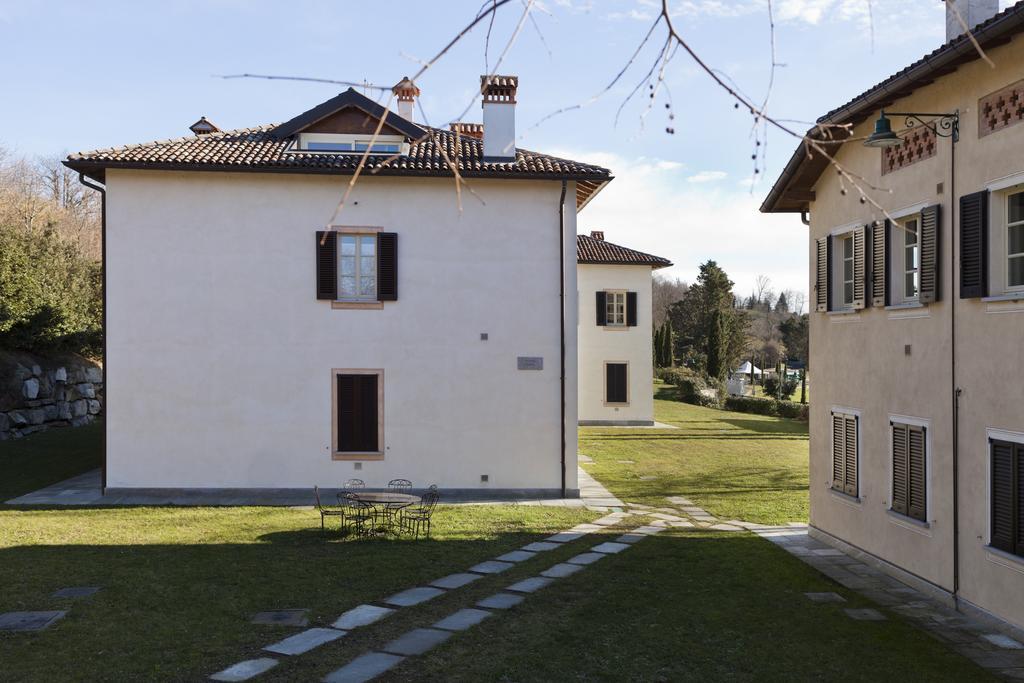 Foresteria Dei Piaceri Campestri Casciago Exteriör bild