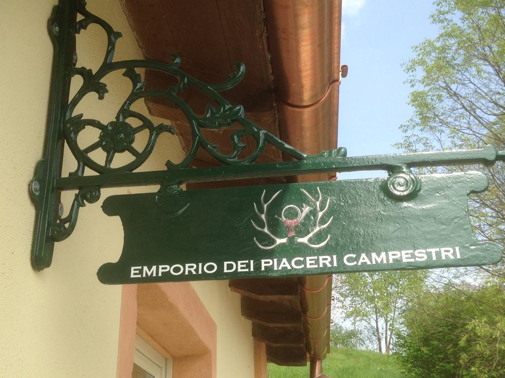 Foresteria Dei Piaceri Campestri Casciago Exteriör bild