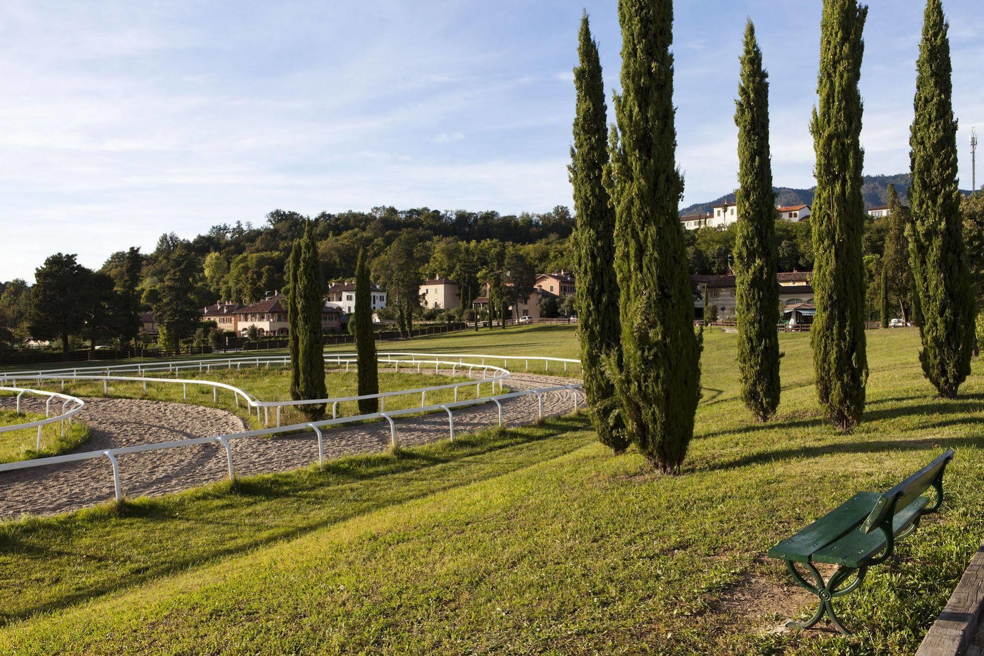 Foresteria Dei Piaceri Campestri Casciago Exteriör bild